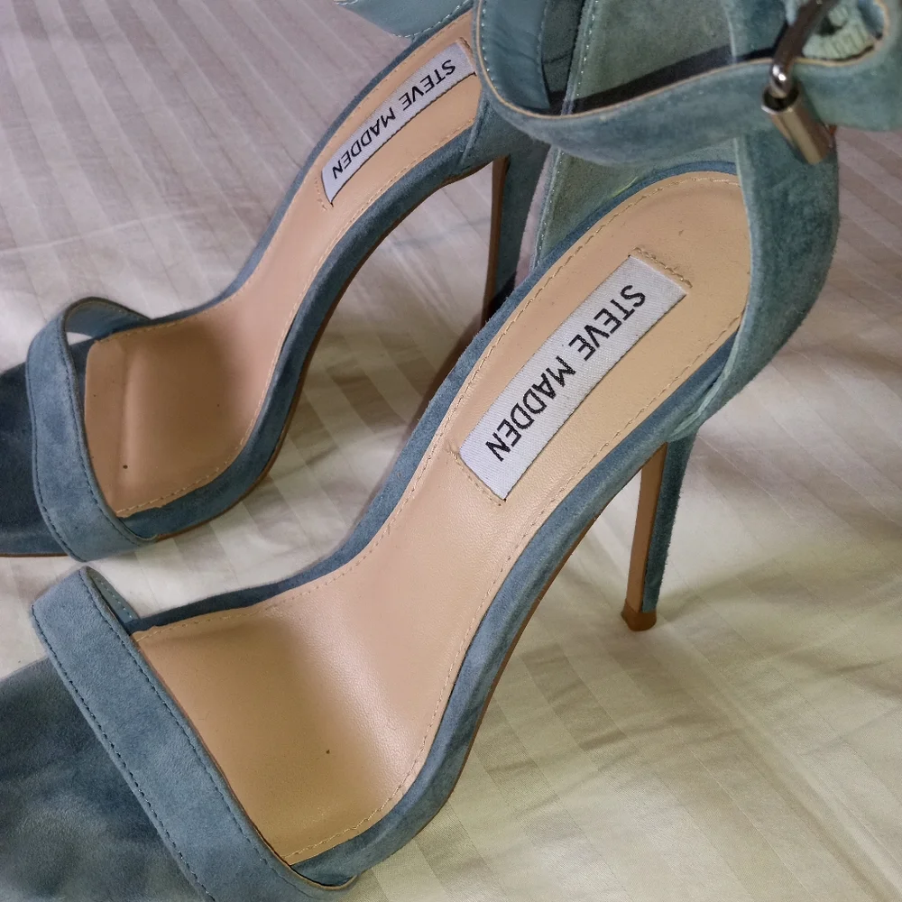 Steve Madden Heels - Picture 3 of 6